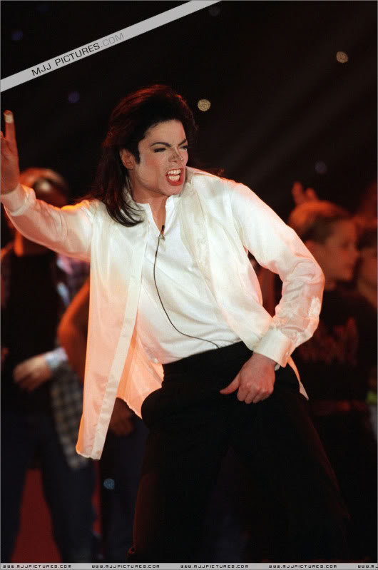 1996- The 8th Annual World Music Awards 009-48