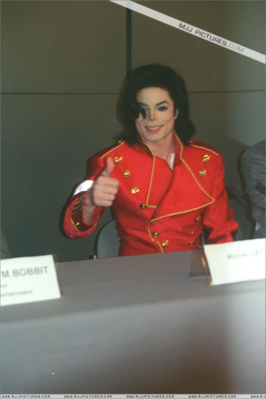 1996- Kingdom Entertainment Press Conference 033-9