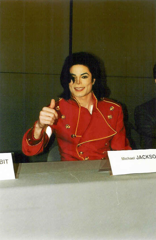 Press - 1996- Kingdom Entertainment Press Conference 061-5