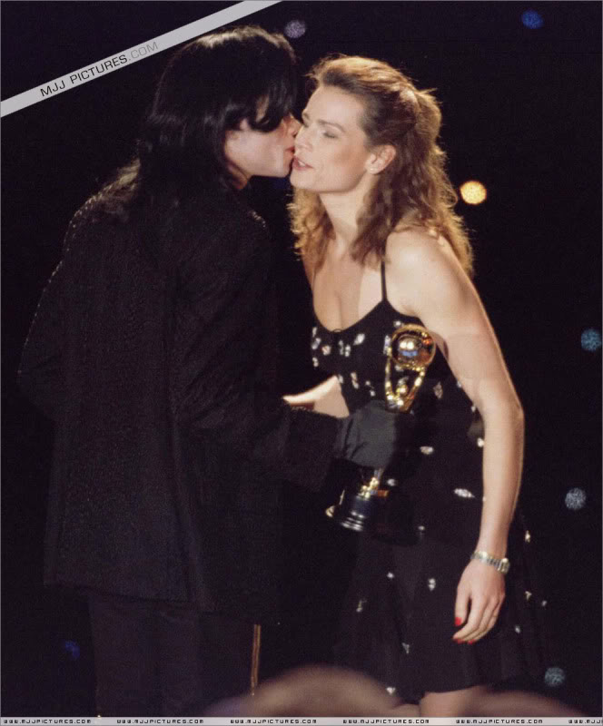 1996- The 8th Annual World Music Awards 068-8