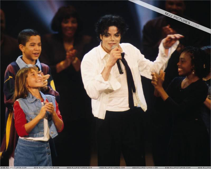 1995- The 12th Annual MTV Video Music Awards 069-7