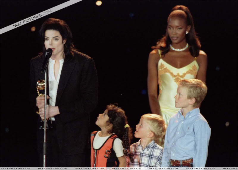 1996- The 8th Annual World Music Awards 088-4