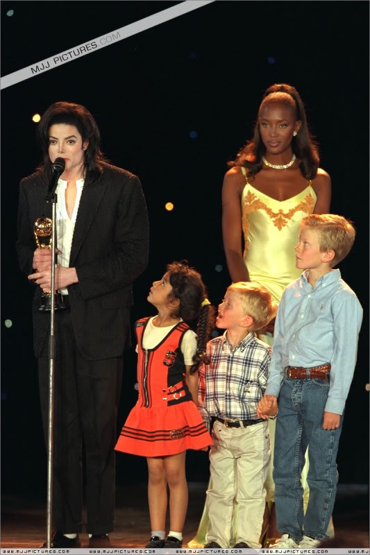 1996 - 1996- The 8th Annual World Music Awards 091-5