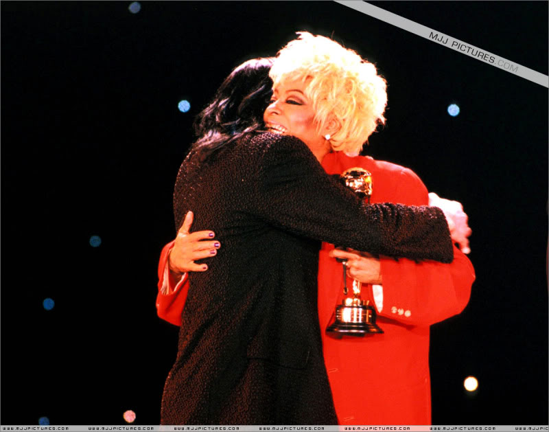 1996- The 8th Annual World Music Awards 093-5