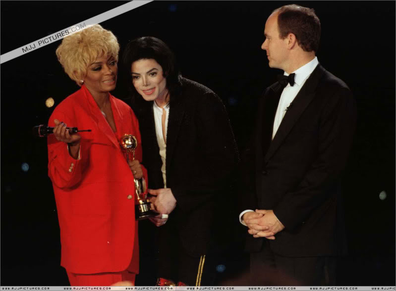 1996- The 8th Annual World Music Awards 094-4