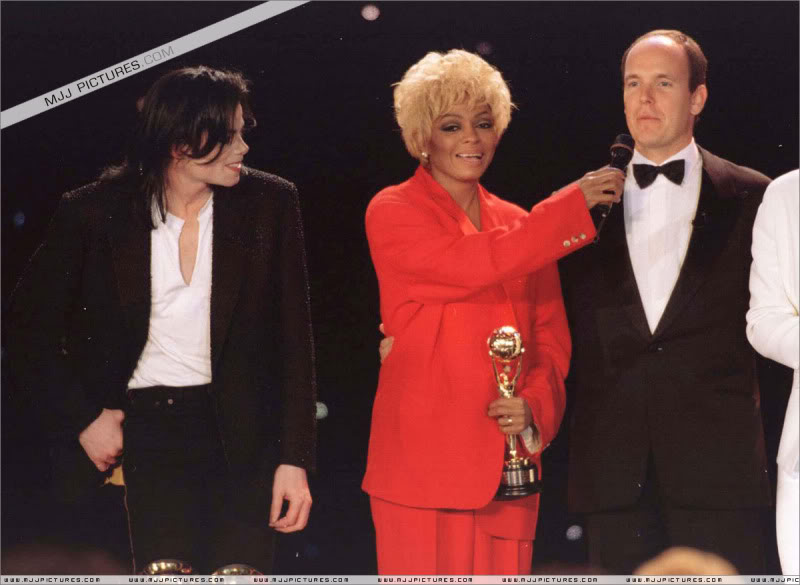 1996- The 8th Annual World Music Awards 098-4