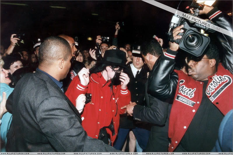 1996- Michael Visits Monaco 001-85