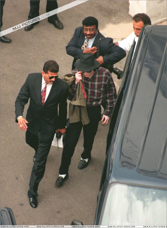 Michael - 1995- Michael In Cannes 002-55