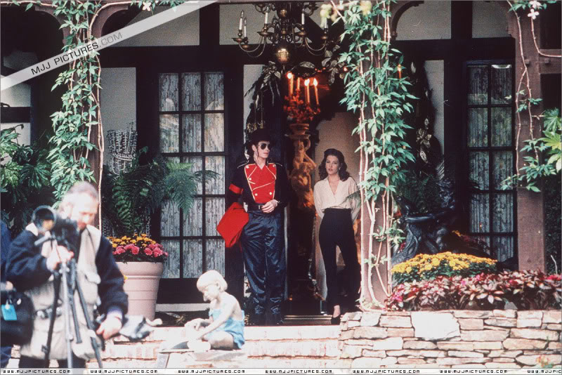 1995 - 1995- World Summit of Children at Neverland Valley Ranch 002-59