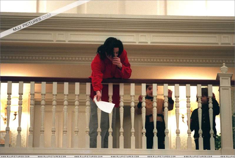 Michael - 1996- Michael Visits Disneyland Paris (February) 003-73