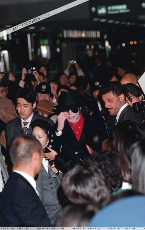 1996- Michael Visits Japan 003-75