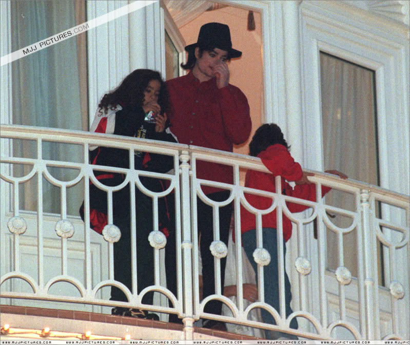 1995- Michael Visits Disneyland Paris (December) 004-51