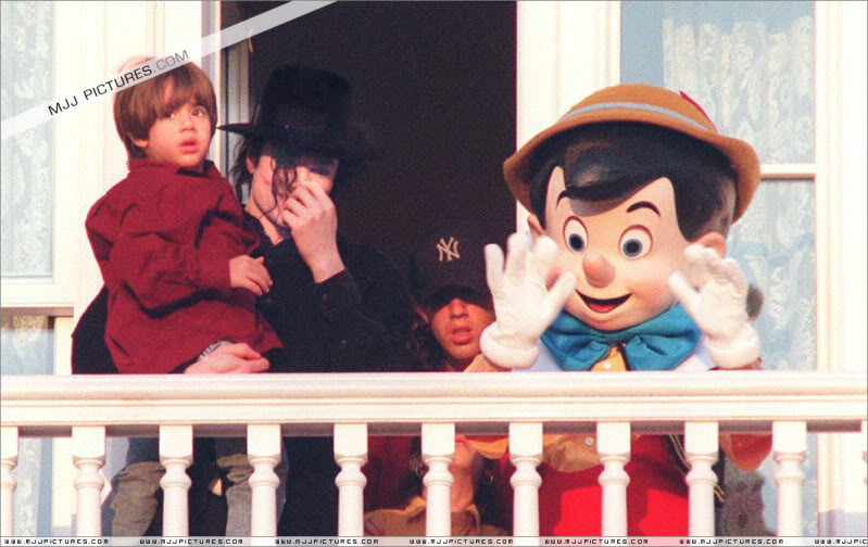 Michael - 1996- Michael Visits Disneyland Paris (September) 004-67