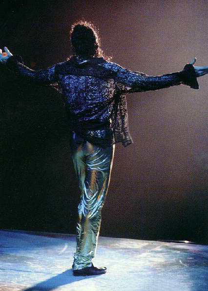 history - HIStory World Tour - Page 2 007-15