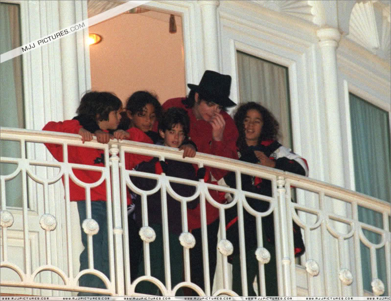 1995- Michael Visits Disneyland Paris (December) 008-40