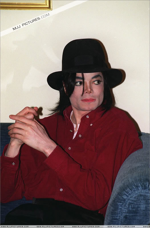1996- Michael at the George V Hotel (Paris) 008-44