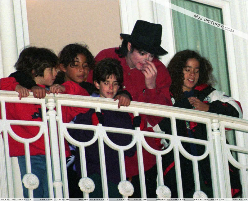 1995- Michael Visits Disneyland Paris (December) 009-40