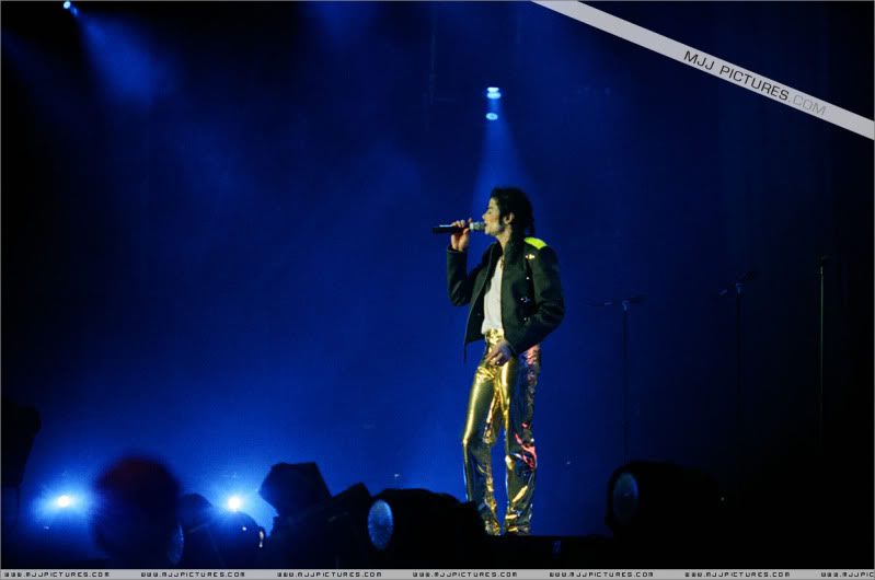 HIStory World Tour - Page 2 010-14