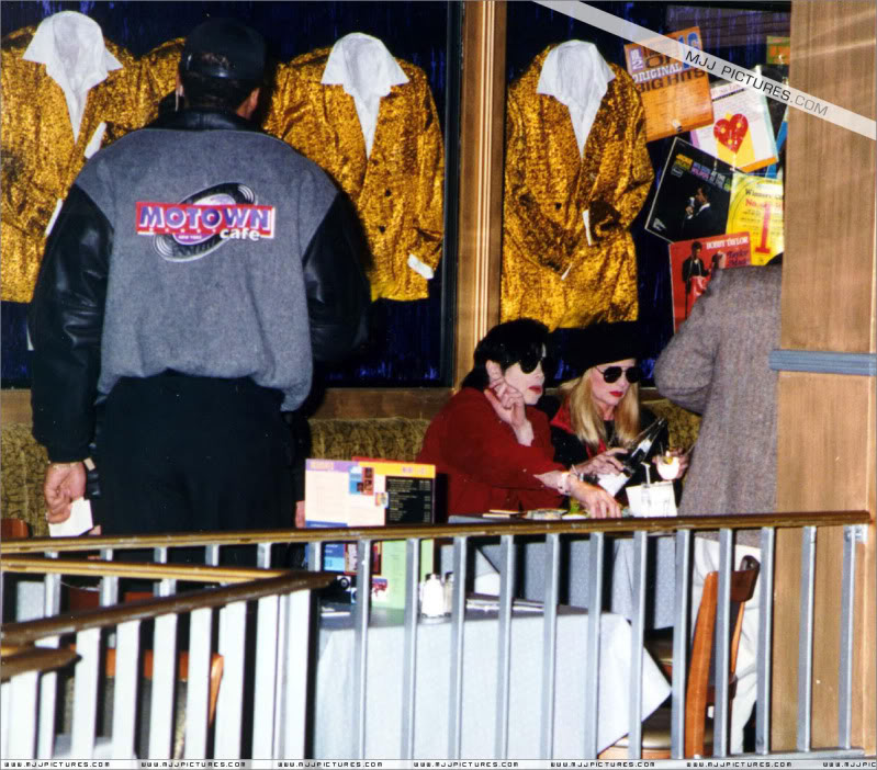1996- Michael at The Motown Cafe in New York 012-35