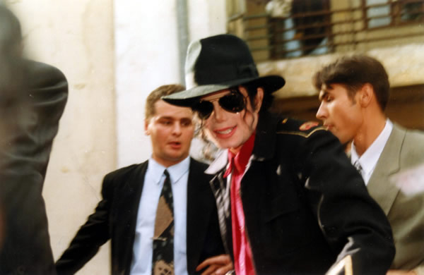 1996 - 1996- Michael Visits Bucharest 013-40