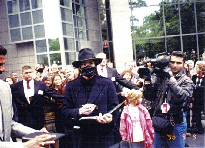 1996- Michael Visits Budapest (September) 013-42