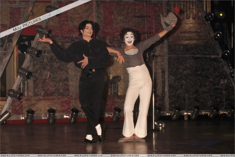 michael - Rehearsals for the HBO Special Michael Jackson One Night Only 014-33