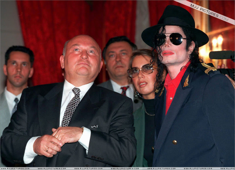 1996 - 1996- Michael Visits Moscow 016-42