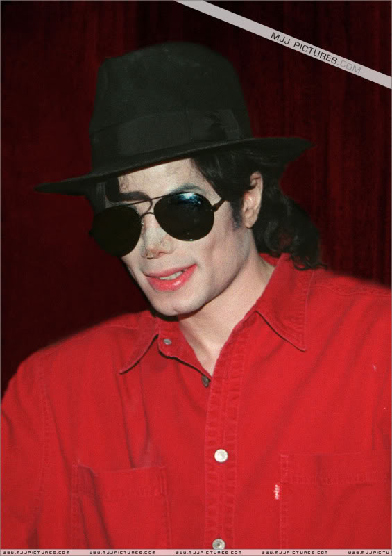 1995 - 1995- Michael In Cannes 017-25
