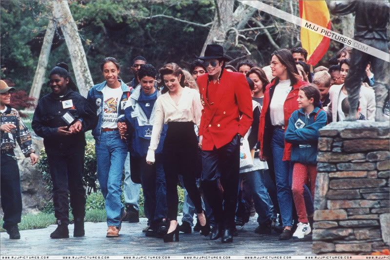 1995- World Summit of Children at Neverland Valley Ranch 017-28