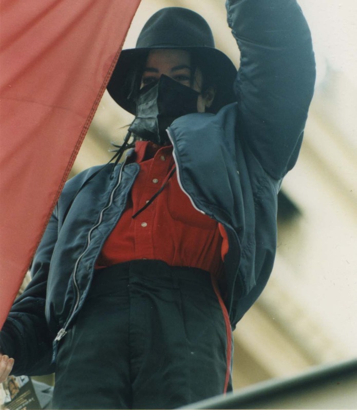 michael - 1996- Michael at the George V Hotel (Paris) 017-30