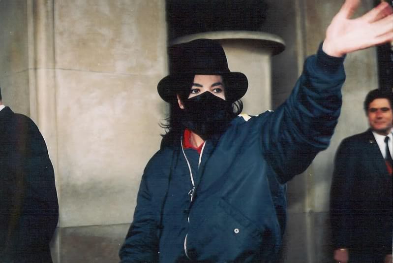 1996 - 1996- Michael at the George V Hotel (Paris) 019-28