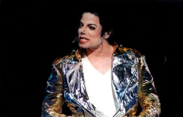 HIStory World Tour - Page 2 021-4