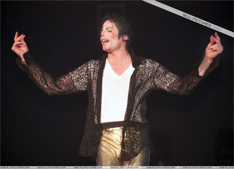 tour - HIStory World Tour - Page 2 023-4