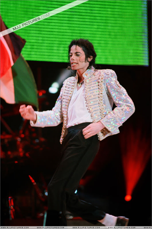 tour - HIStory World Tour - Page 2 0332