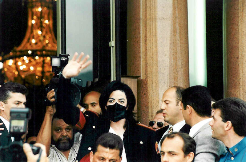 1996 - 1996- Michael Visits Monaco 036-12