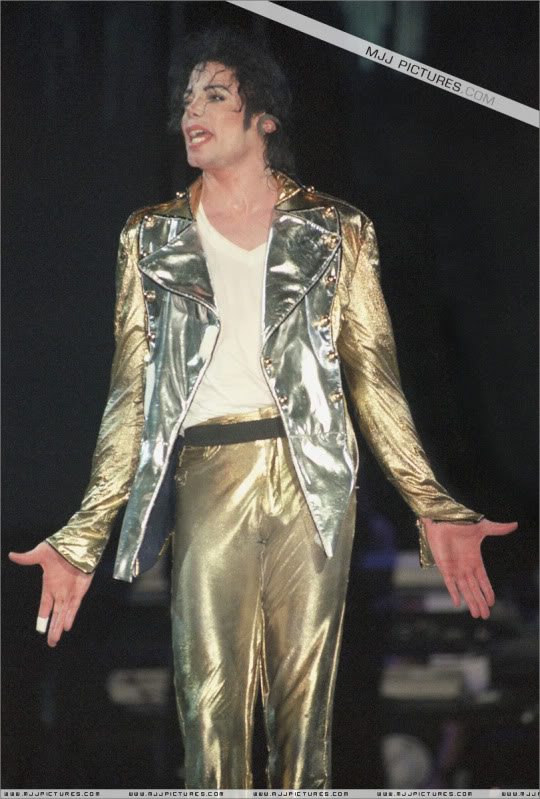 tour - HIStory World Tour - Page 2 0372