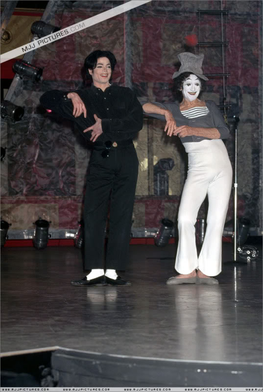 Rehearsals for the HBO Special Michael Jackson One Night Only 038-8