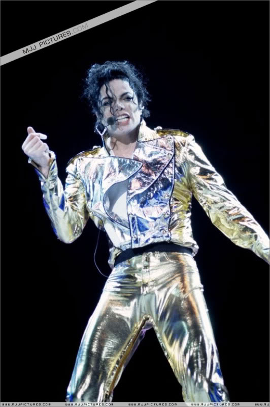 tour - HIStory World Tour - Page 2 047-2