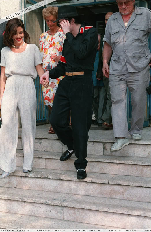 1994 - 1994- Michael & Lisa Marie Visit Budapest 048-6