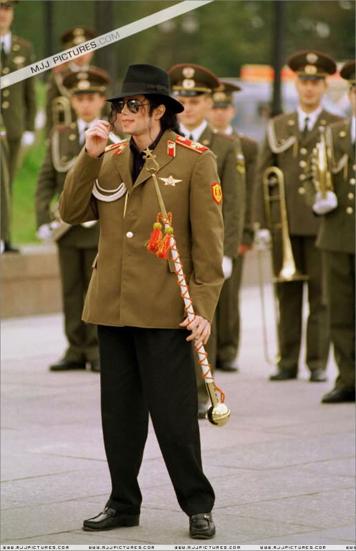 1996 - 1996- Michael Visits Moscow 049-10