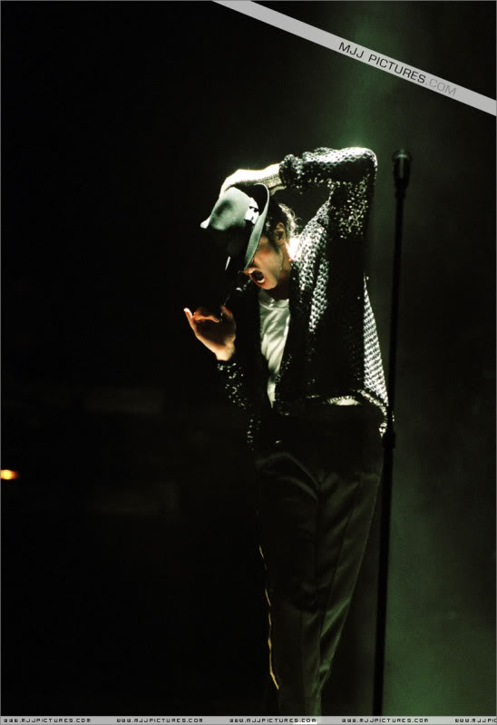 HIStory World Tour - Page 2 058-1