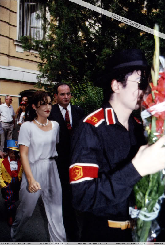 1994- Michael & Lisa Marie Visit Budapest 064-4