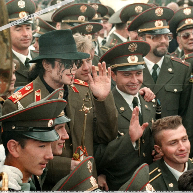 1996 - 1996- Michael Visits Moscow 064-7