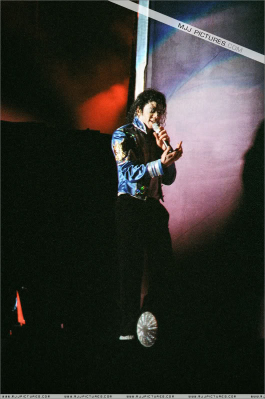 tour - HIStory World Tour - Page 2 067-1