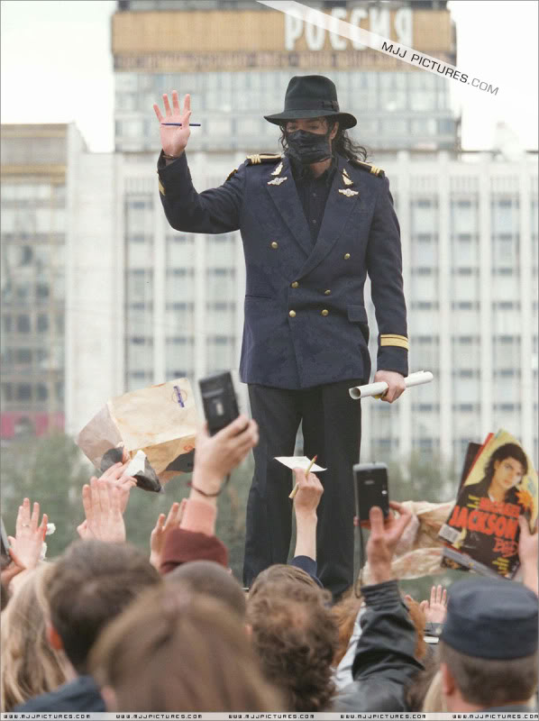 1996 - 1996- Michael Visits Moscow 067-6