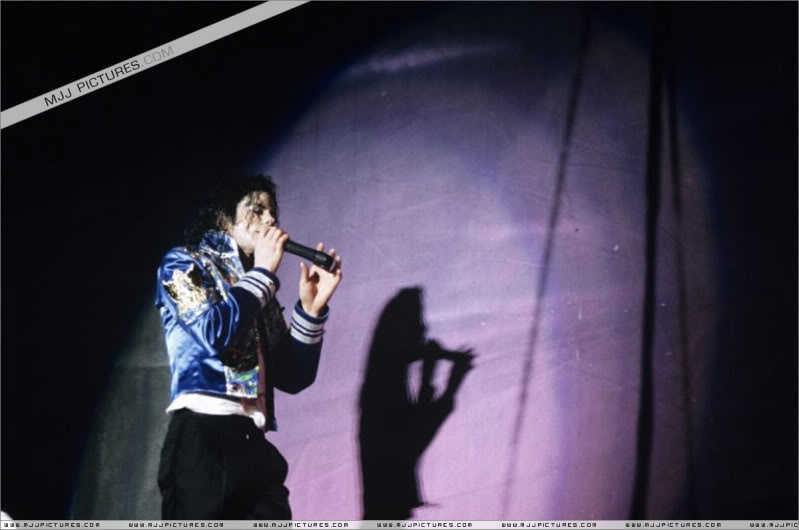 tour - HIStory World Tour - Page 2 068-1