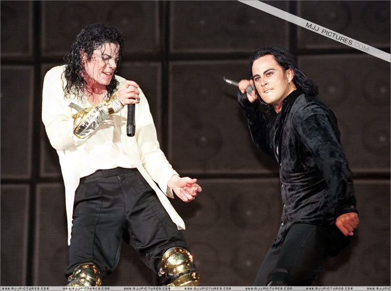 HIStory World Tour - Page 2 078-1