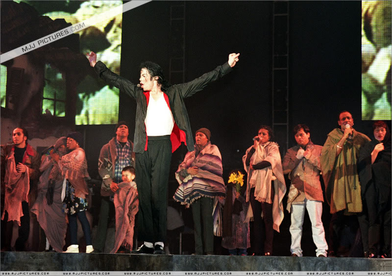 tour - HIStory World Tour - Page 2 082-1