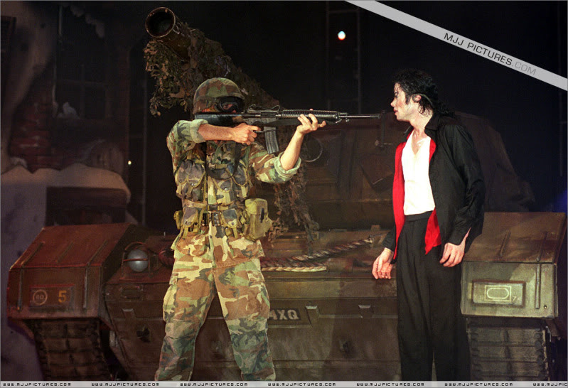 HIStory World Tour - Page 2 084-1