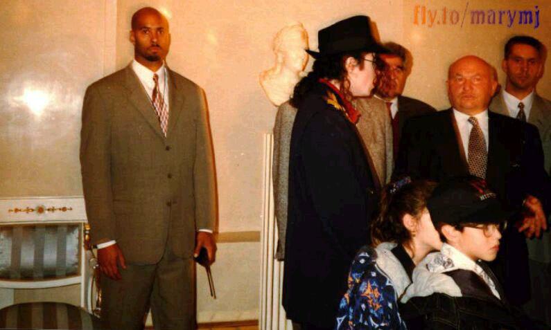 1996 - 1996- Michael Visits Moscow 087-2